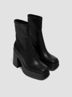 Stretch platform boots